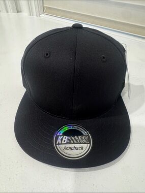 New KBETHOS Black Flat-Brim Snapback Cap